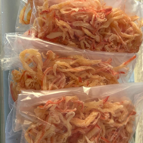 Крабом и кальмар
